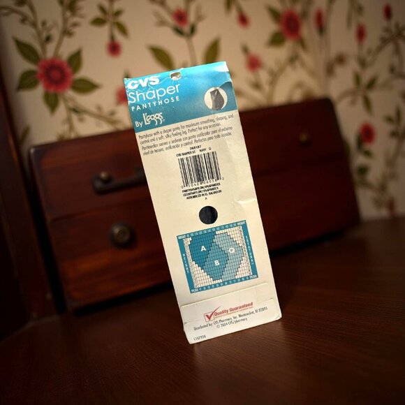 CVS Shaper Pantyhose By Leggs Navy Q Silky Sheer Leg Sheer Toe - Picture 3 of 4